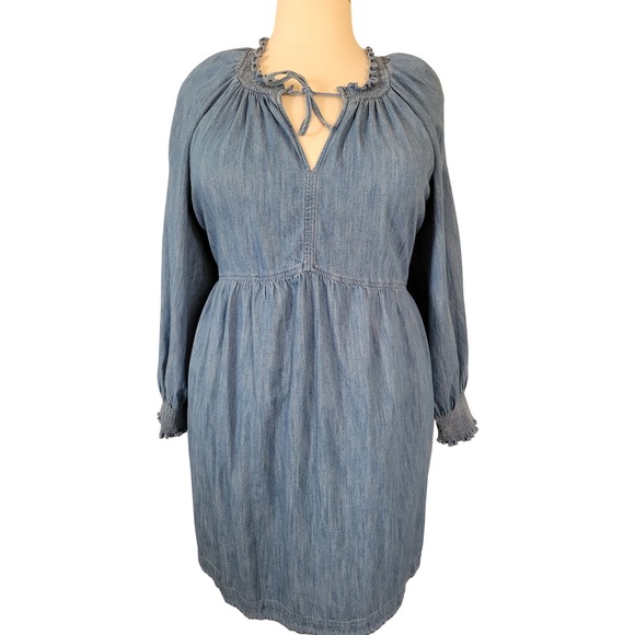 Old Navy Dresses & Skirts - Old Navy XXL Blue Chambray Long Sleeve Tie Neck Smocked Mini Dress Pockets